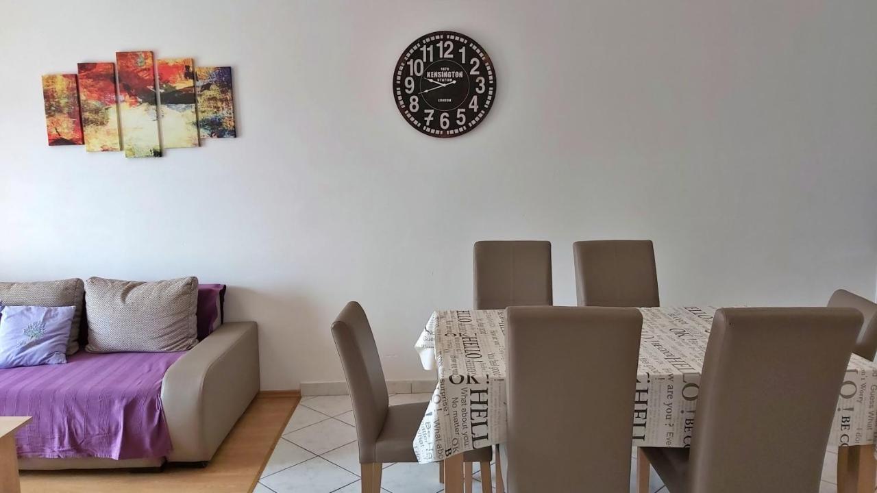 Apartments Zvone 오미스 외부 사진