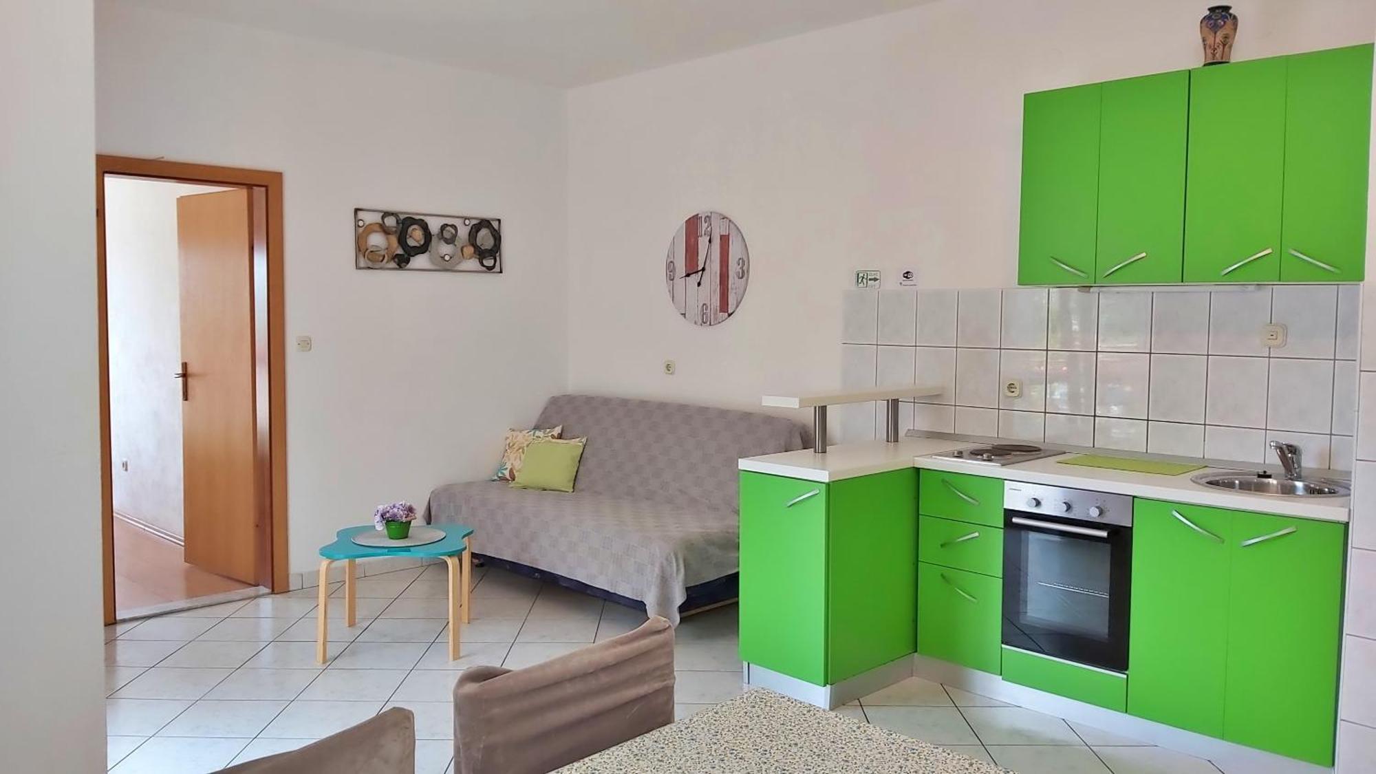 Apartments Zvone 오미스 객실 사진