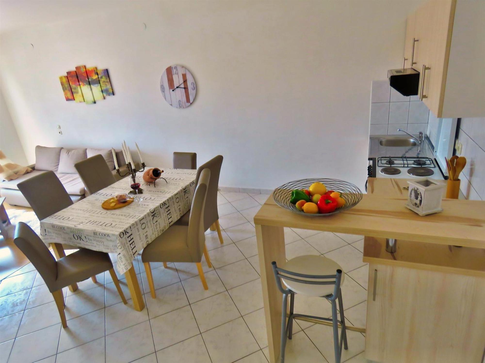 Apartments Zvone 오미스 객실 사진