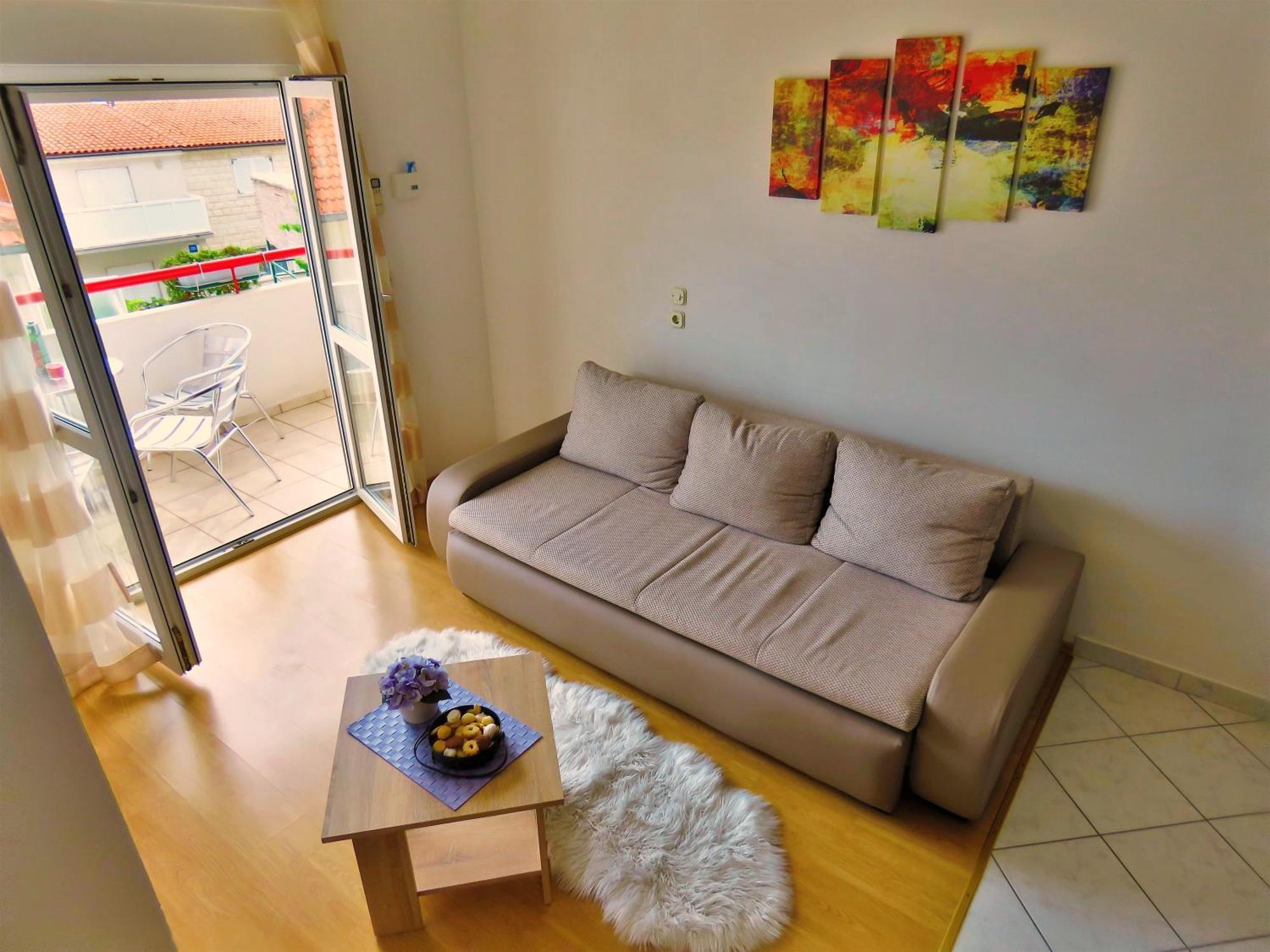 Apartments Zvone 오미스 객실 사진