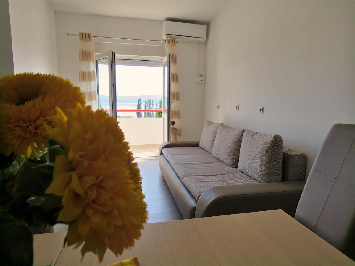 Apartments Zvone 오미스 외부 사진
