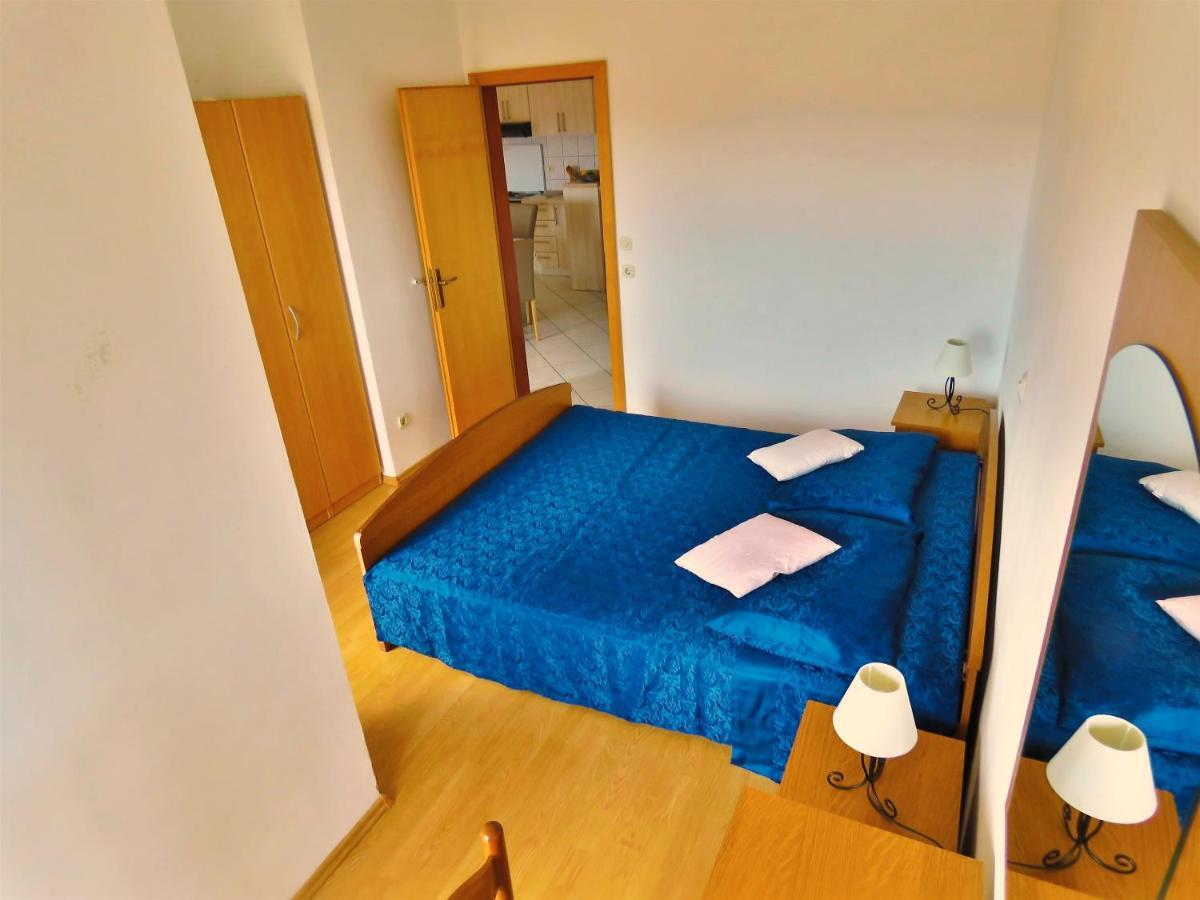 Apartments Zvone 오미스 외부 사진